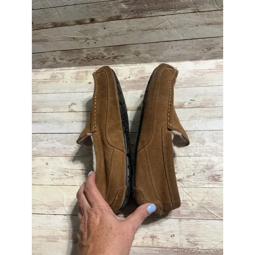 UGG Ascot Suede Slippers Men's Size 11 Sheepskin Slip-On Chestnut Comfy Cozy